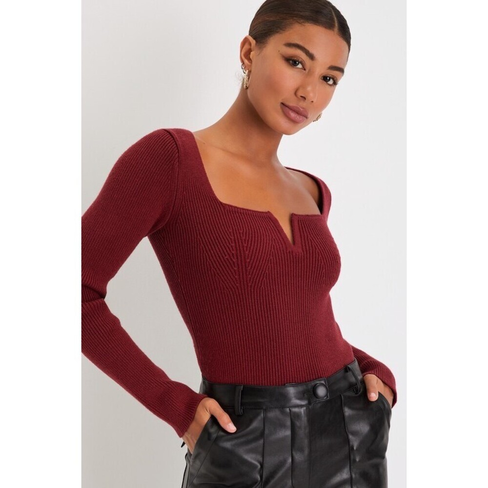 NWOT Lulus Powerful Charm Wine Red Ribbed Notched Long Sleeve Sweater Top Size S